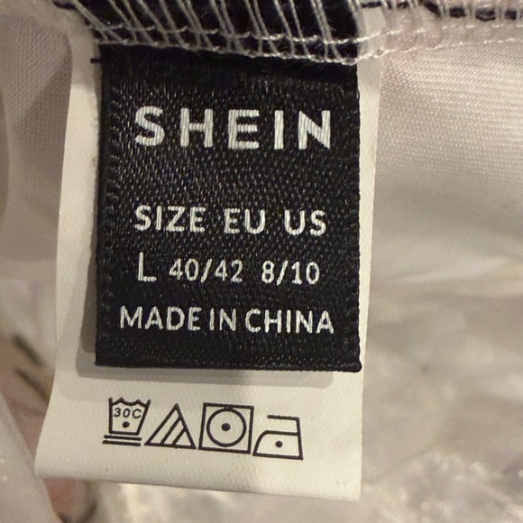 NWOT,SHEIN White Women Lace Bra Strapless Satin
Tube Top Crop Bustier Top Sheer. - Picture 7 of 9